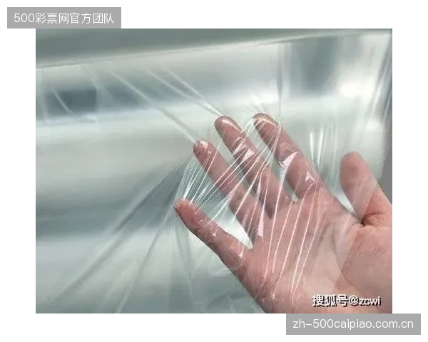 新型PVDF压电薄膜在超过200万次弯折测试后,仍维持99.9%的数据采集准确率 新型PVDF压电薄膜在超过200万次弯折测试后,仍维持99.9%的数据采集准确率